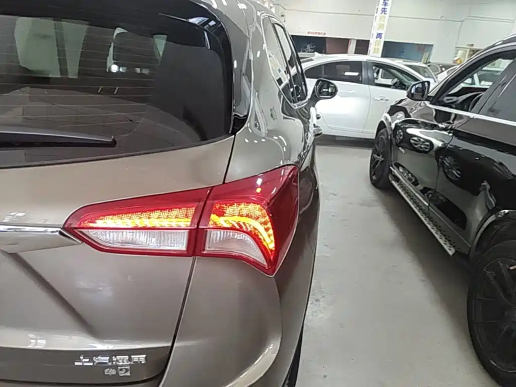Buick Envision Plus — миниатюра 8