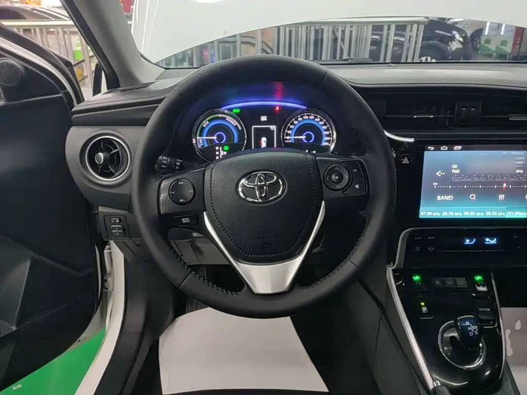 Toyota Corolla — миниатюра 11