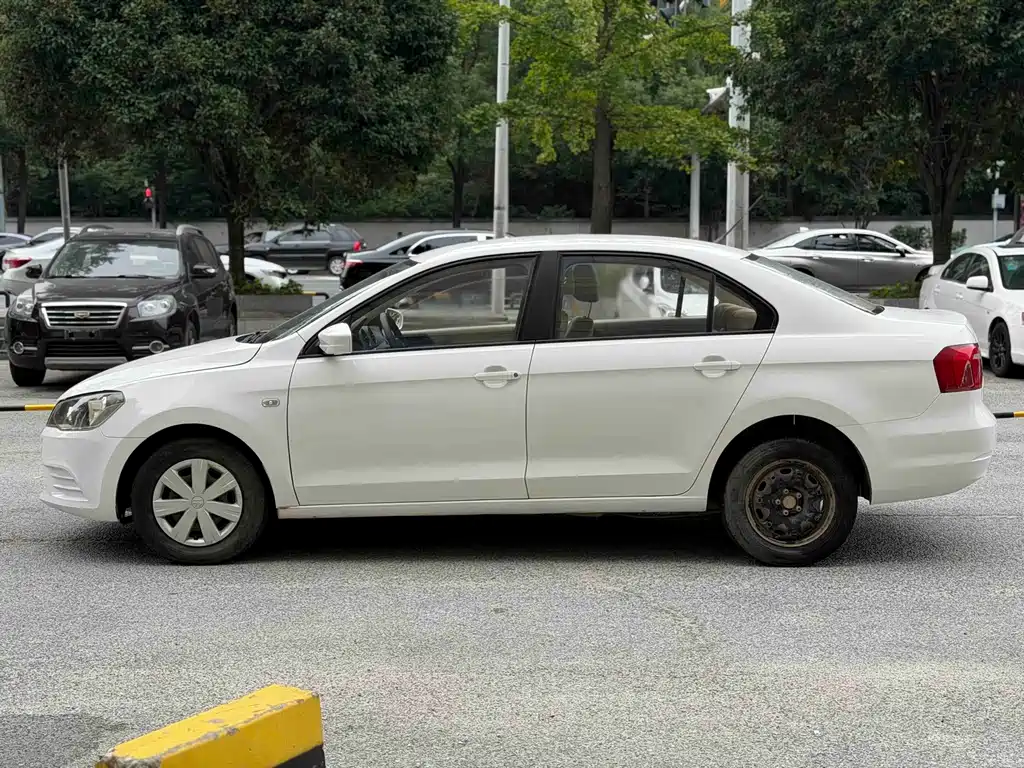 Volkswagen Jetta — миниатюра 4