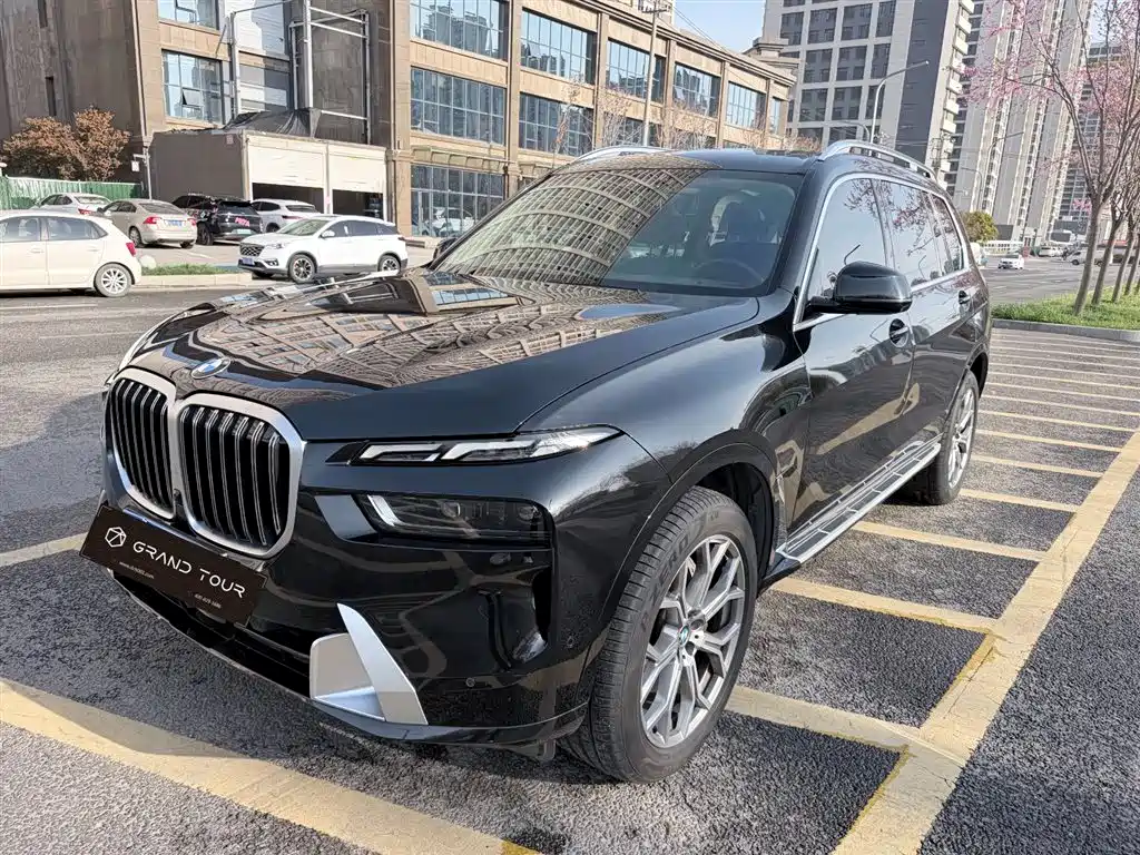 BMW X7 2024