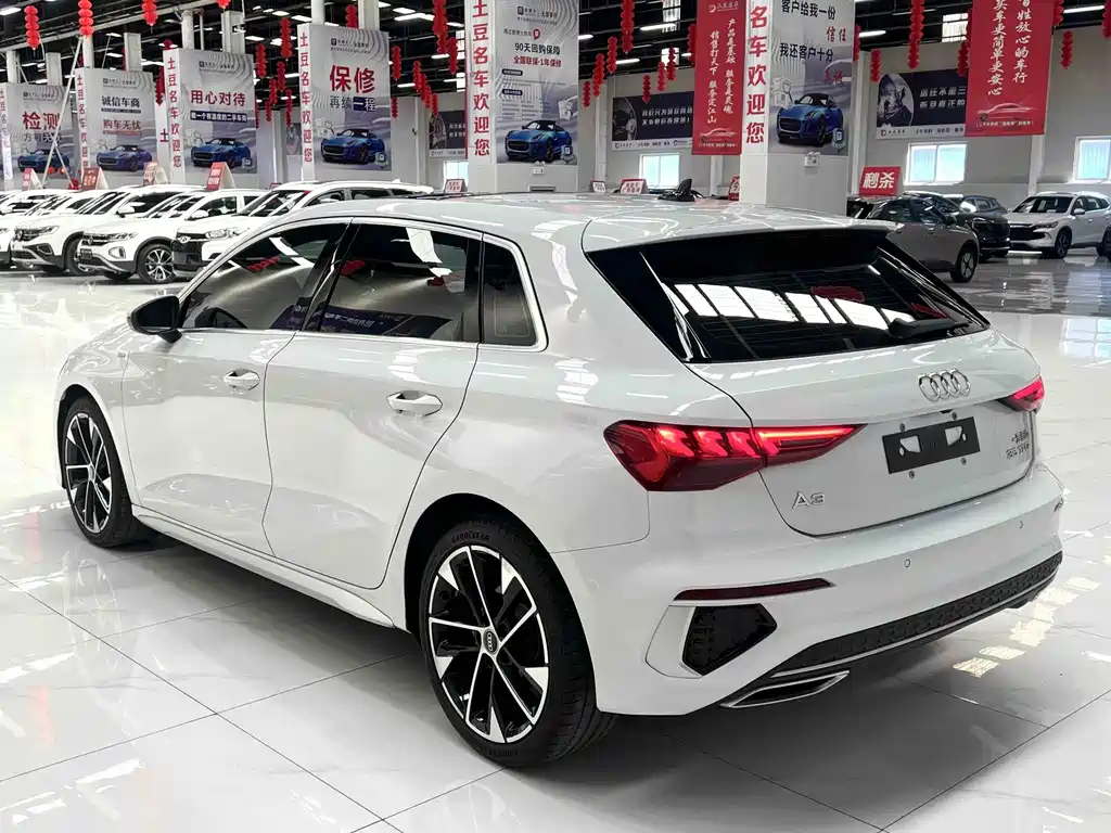 Audi A3 2022 Sportback 35 TFSI Fashion Sport
