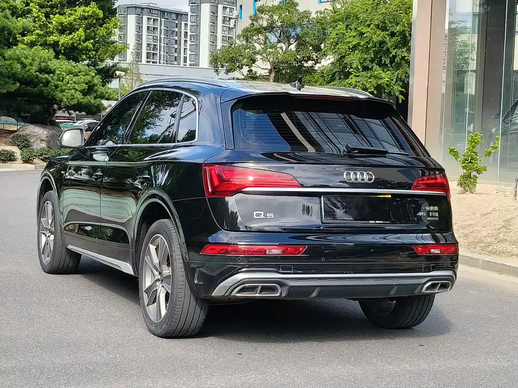 Audi Q5L — миниатюра 19