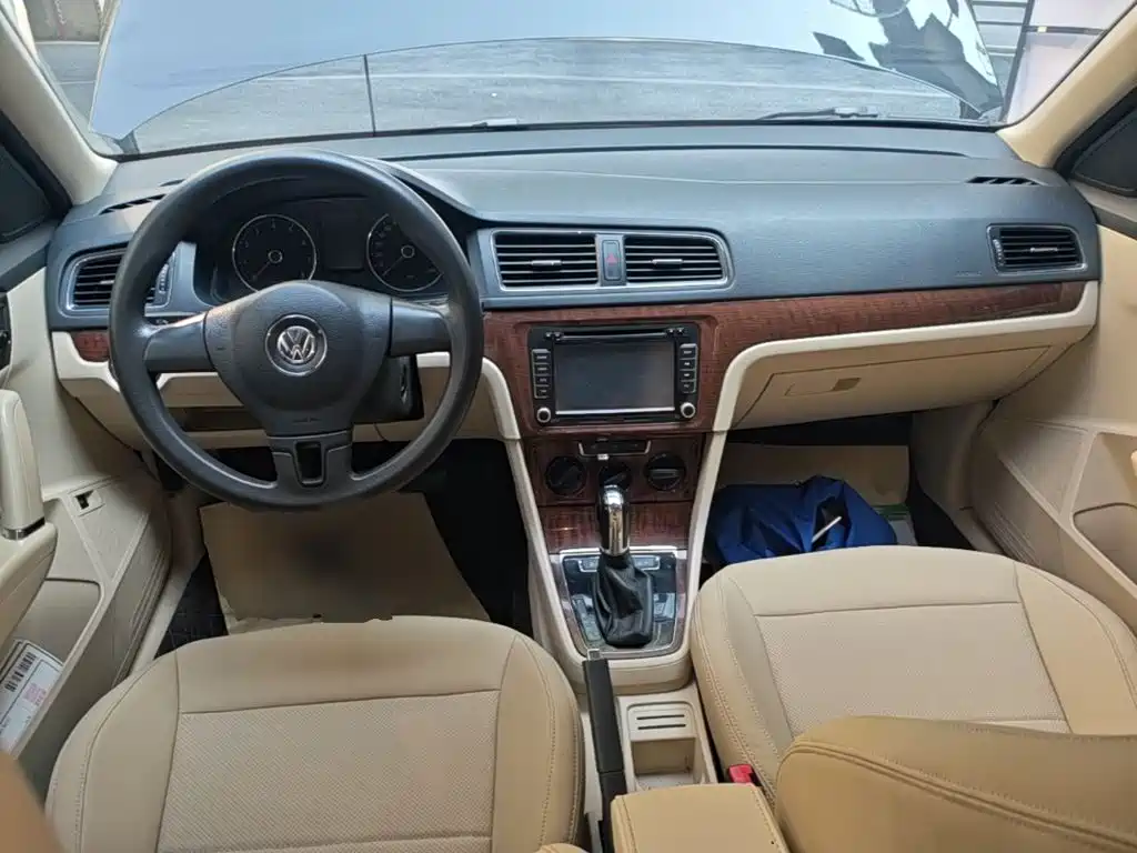 Volkswagen Lavida — миниатюра 10
