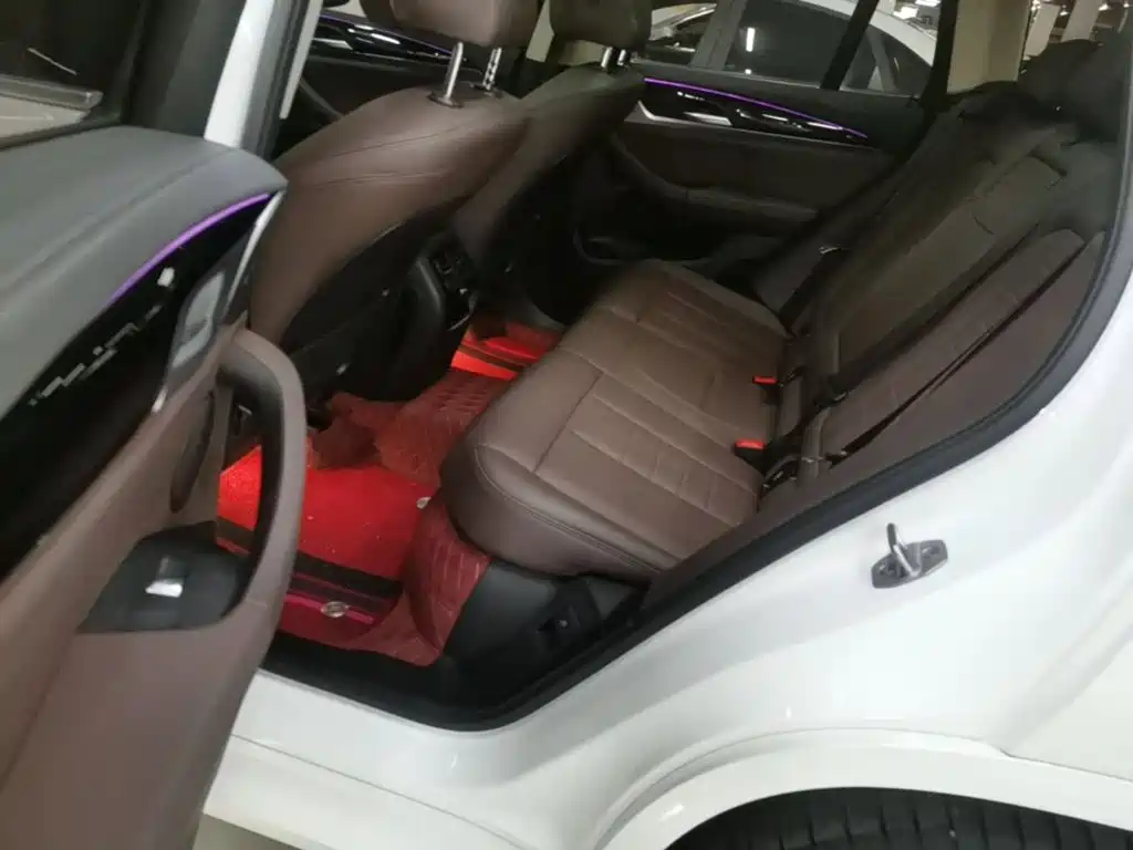 BMW X3 — миниатюра 17