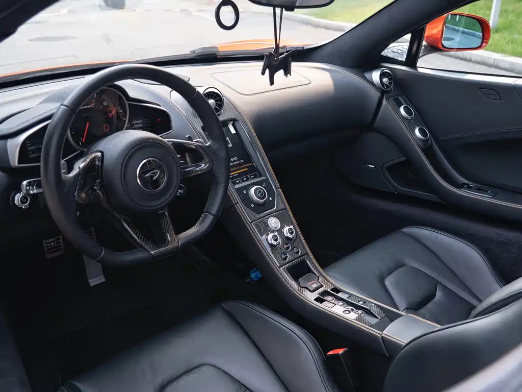 McLaren 12C — миниатюра 13