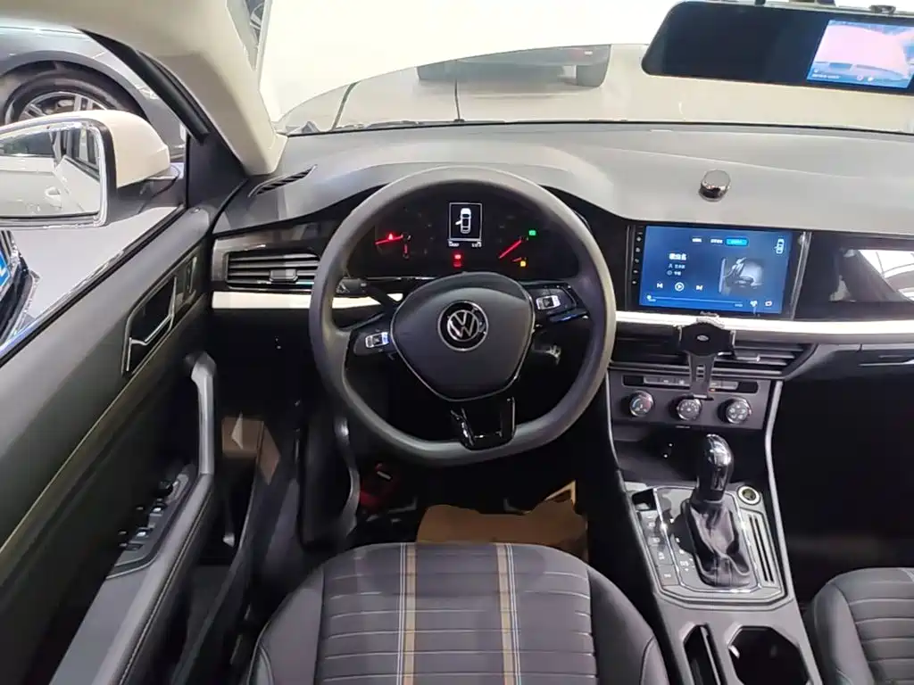 Volkswagen Lavida — миниатюра 11