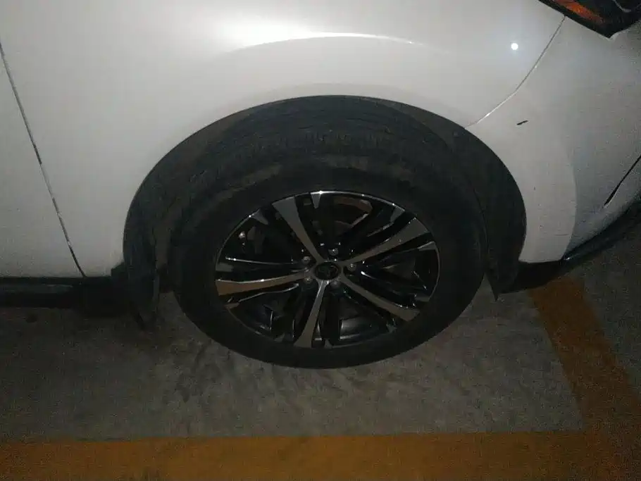 Toyota Venza — миниатюра 6