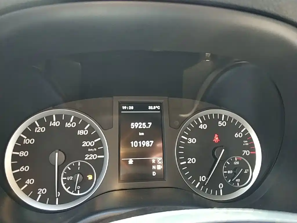 Mercedes-Benz Vito — миниатюра 12