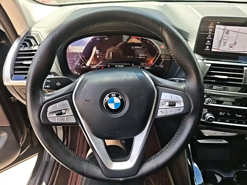 BMW X3 — миниатюра 7