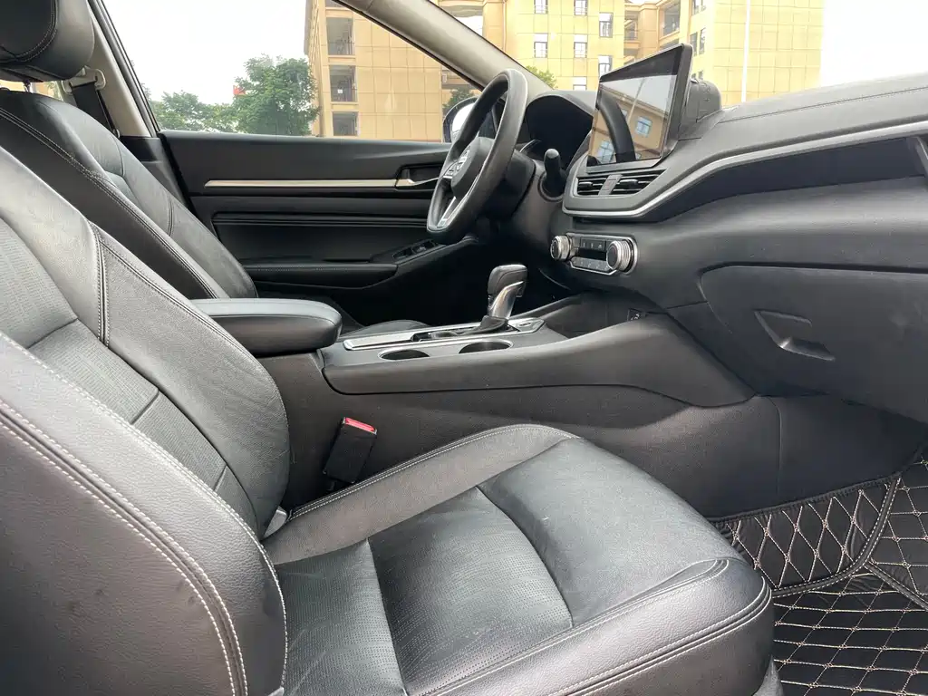 Nissan Teana — миниатюра 14