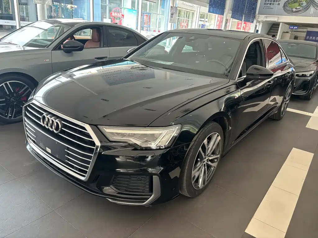 Audi A6L 2022