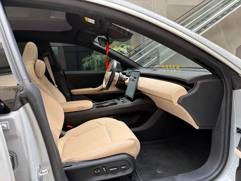 NIO ET5 — миниатюра 13