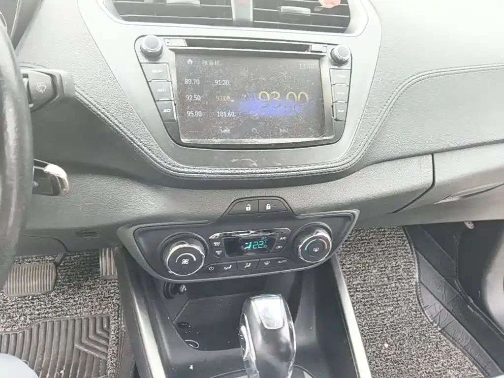 Ford Escort — миниатюра 18