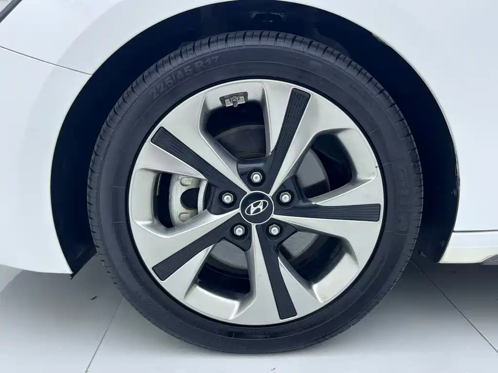 Hyundai Fista — миниатюра 13