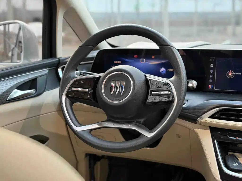 BUICK GL8 NEW ENERGY