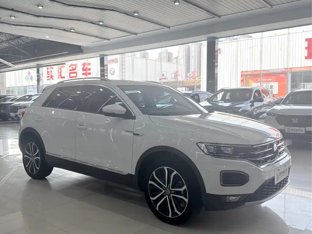 Volkswagen T-Roc — миниатюра 3