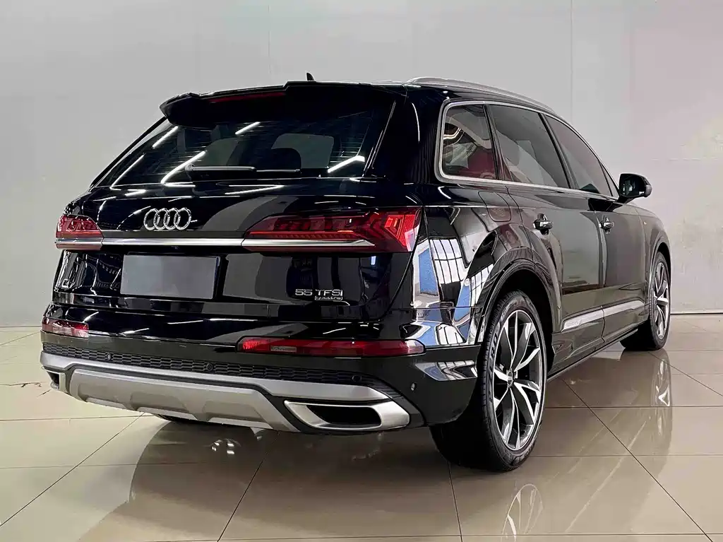 Audi Q7 2022 55 TFSI quattro S line Sport