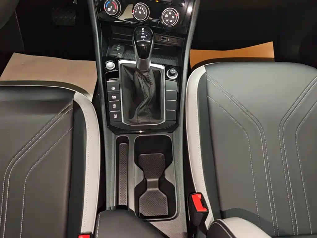 Jetta VA7 — миниатюра 14