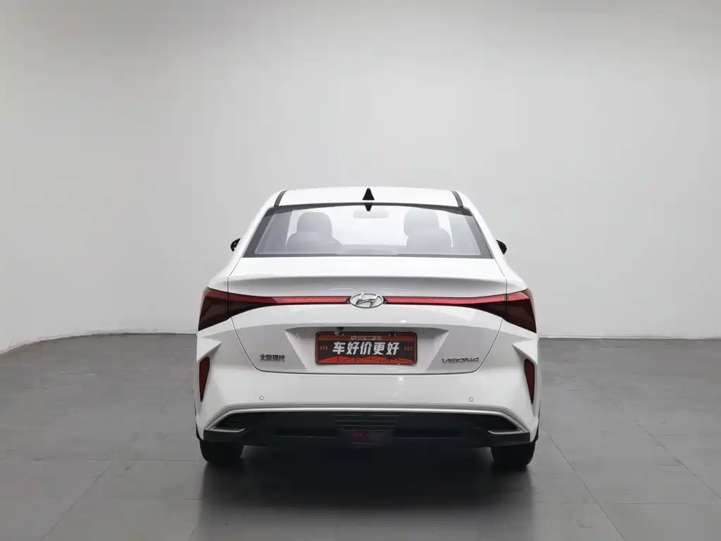 Hyundai Verna — миниатюра 4