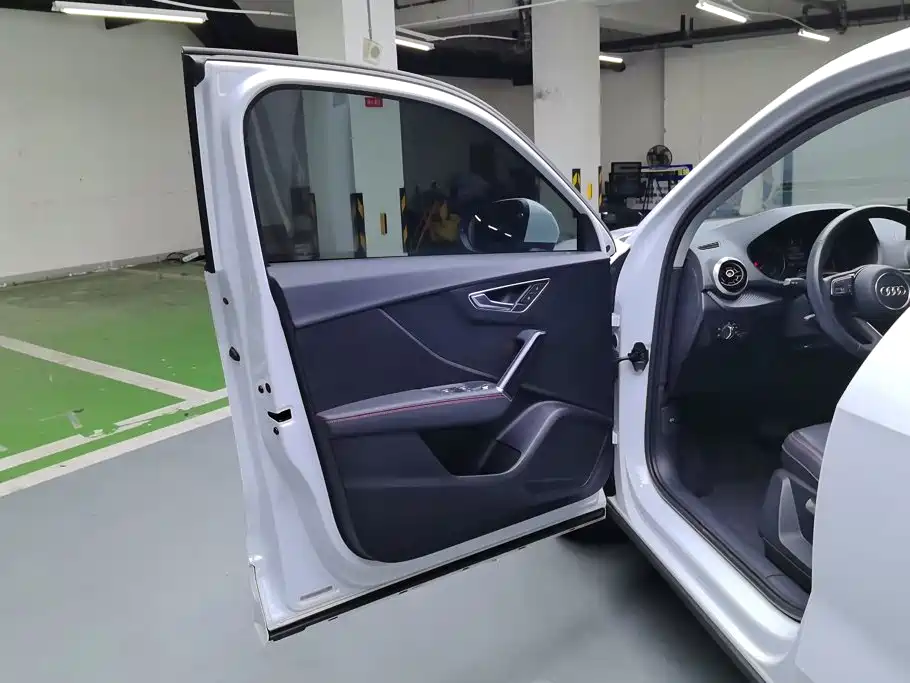 Audi Q2L — миниатюра 7