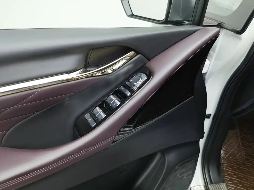 GAC Motor Trumpchi M8 — миниатюра 9