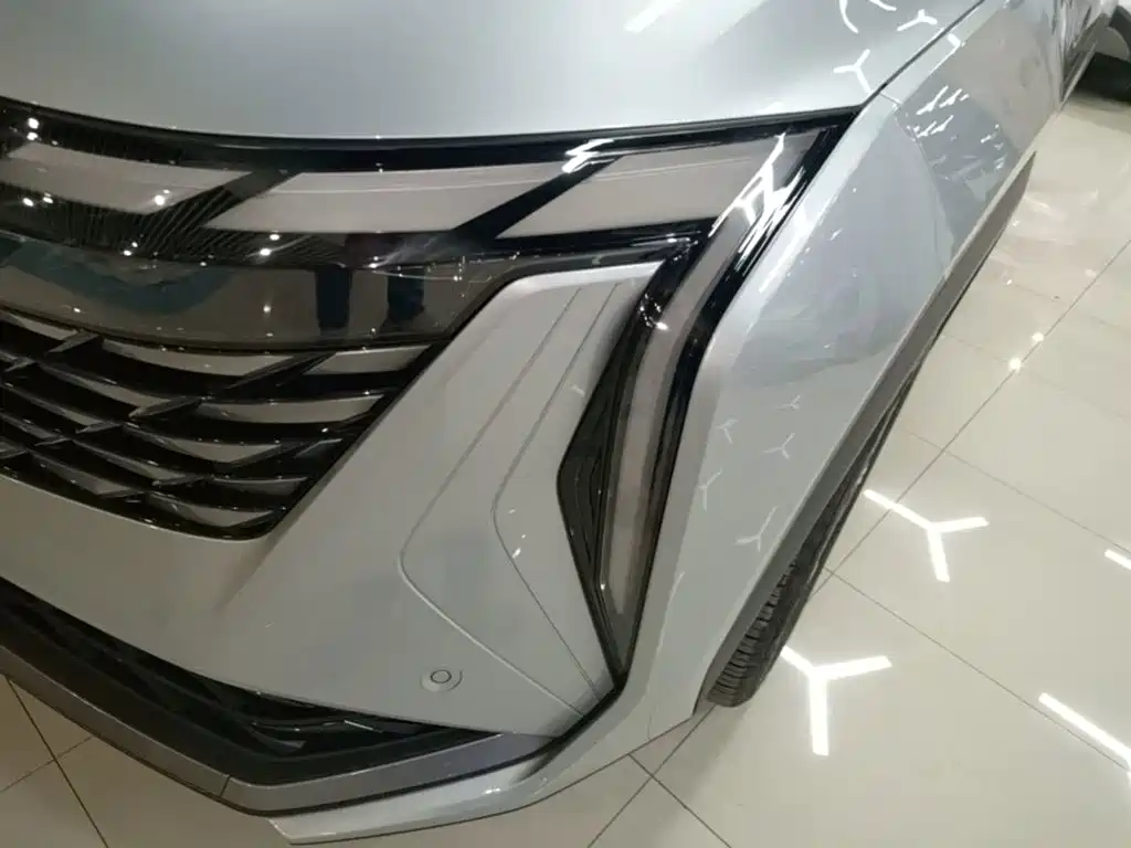 Geely Boyue L — миниатюра 24