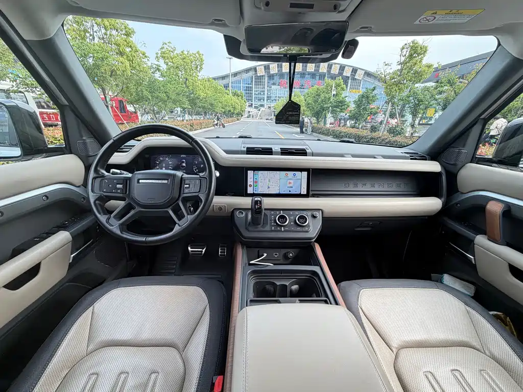 Land Rover Defender — миниатюра 11