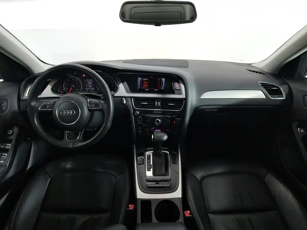 Audi A4L — миниатюра 5