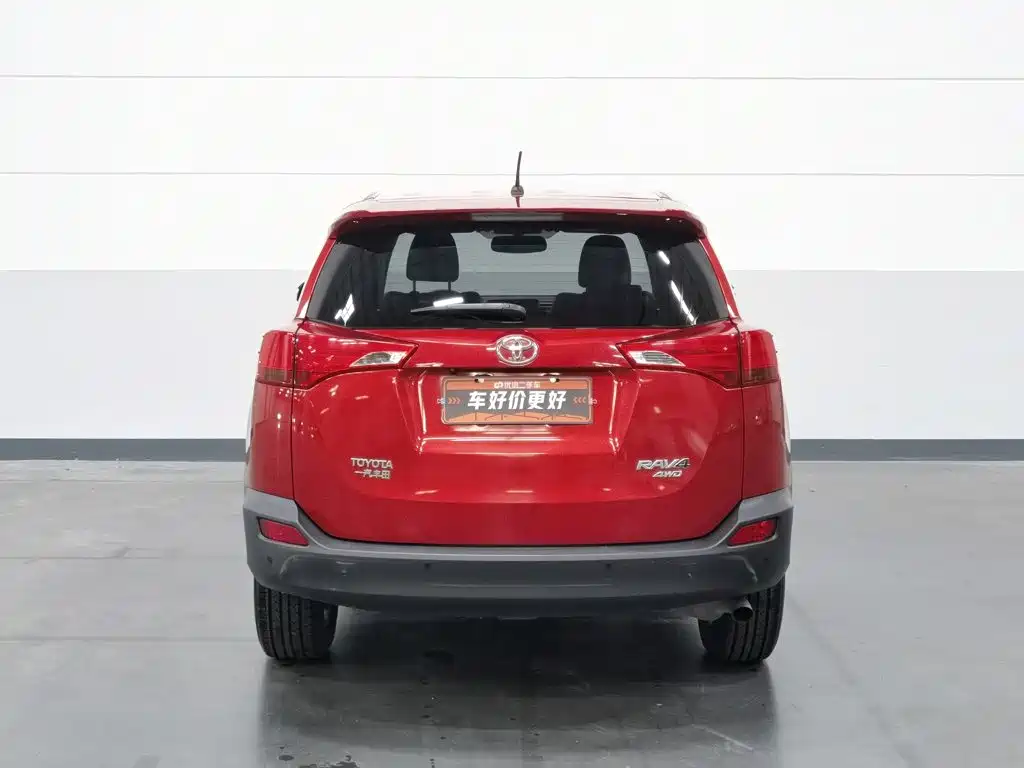 Toyota RAV4 — миниатюра 4