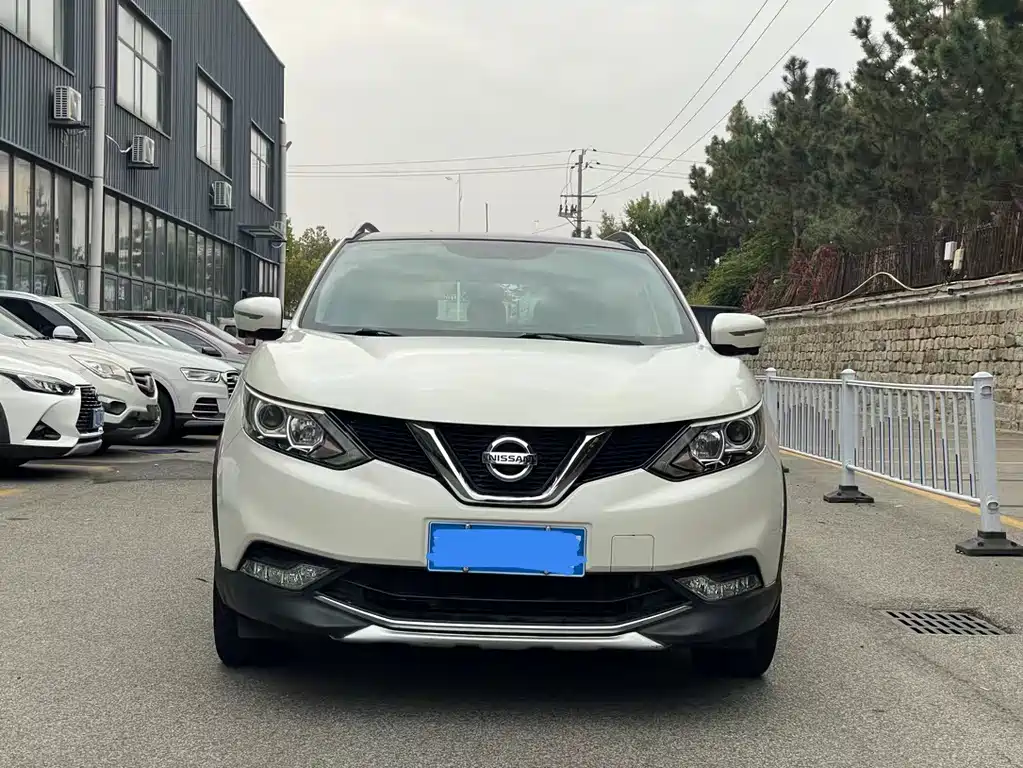 Nissan Qashqai — миниатюра 2