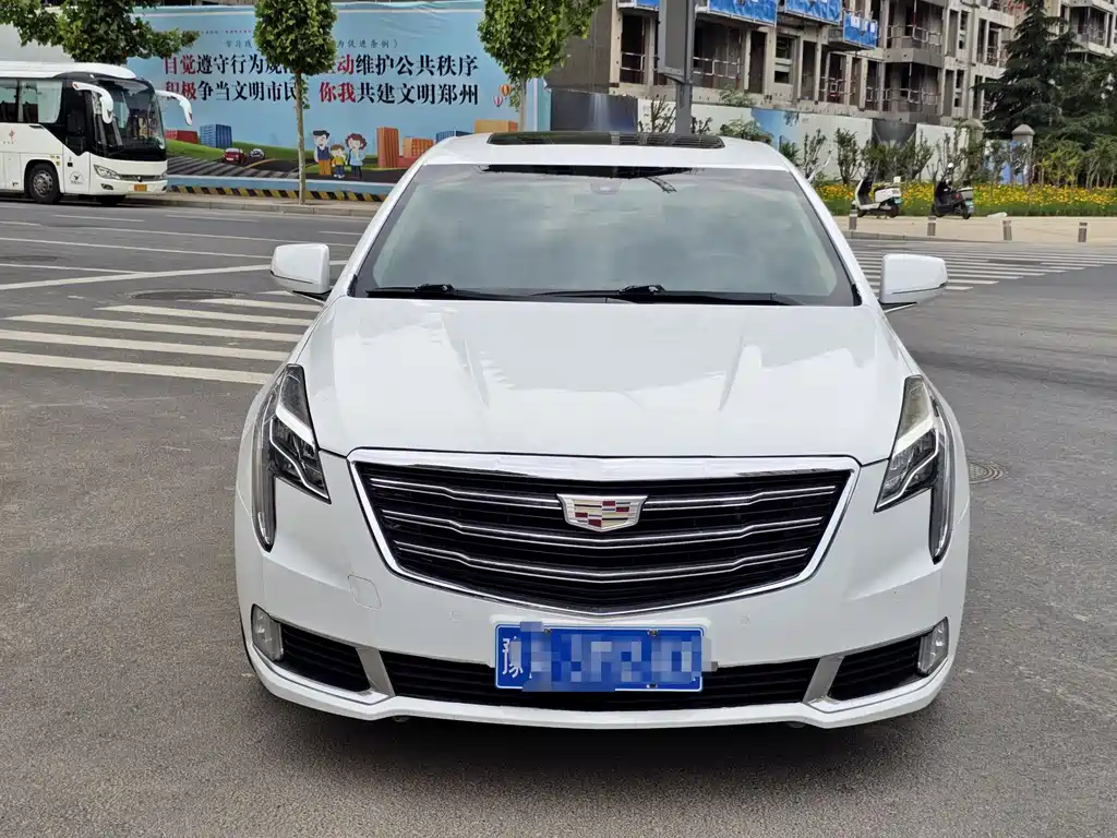 Купить Cadillac XTS