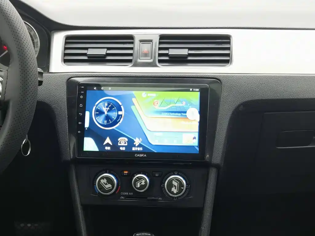 Skoda Rapid — миниатюра 12