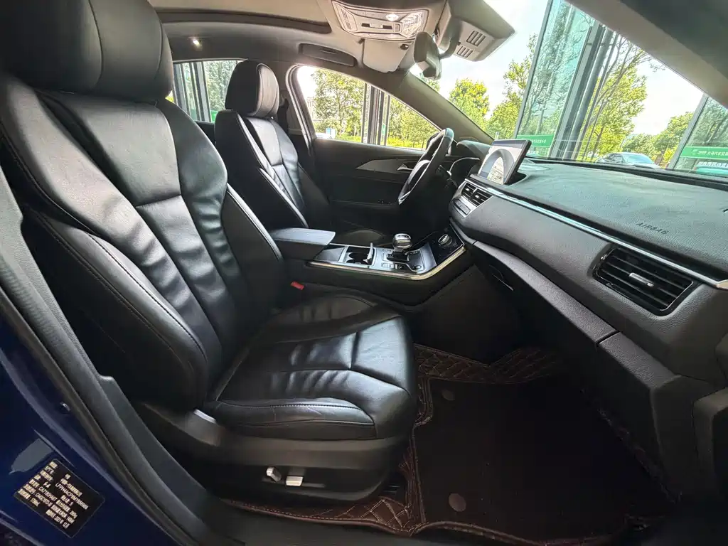 Hongqi Hongqi H5 — миниатюра 7