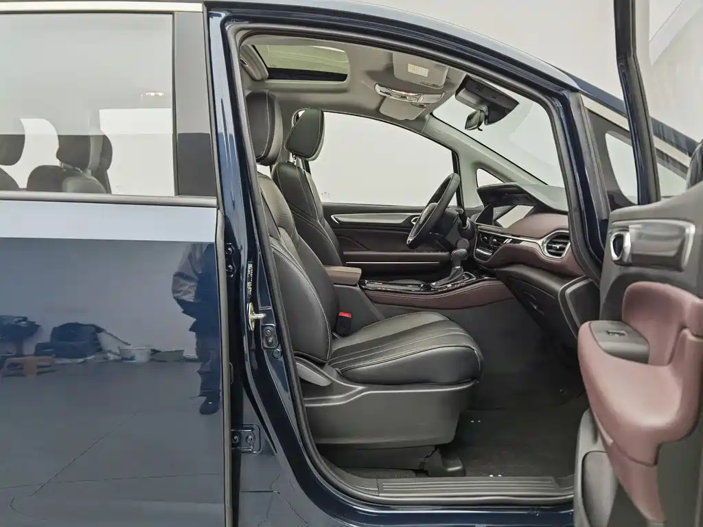 GAC Motor Trumpchi M6 — миниатюра 23