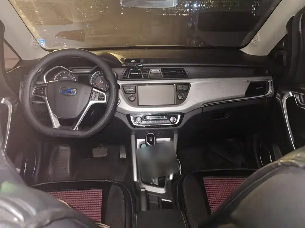 Geely Vision X3 — миниатюра 13