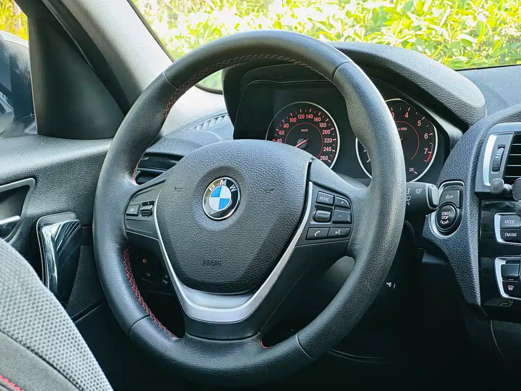 BMW 1 Series (Import) — миниатюра 8