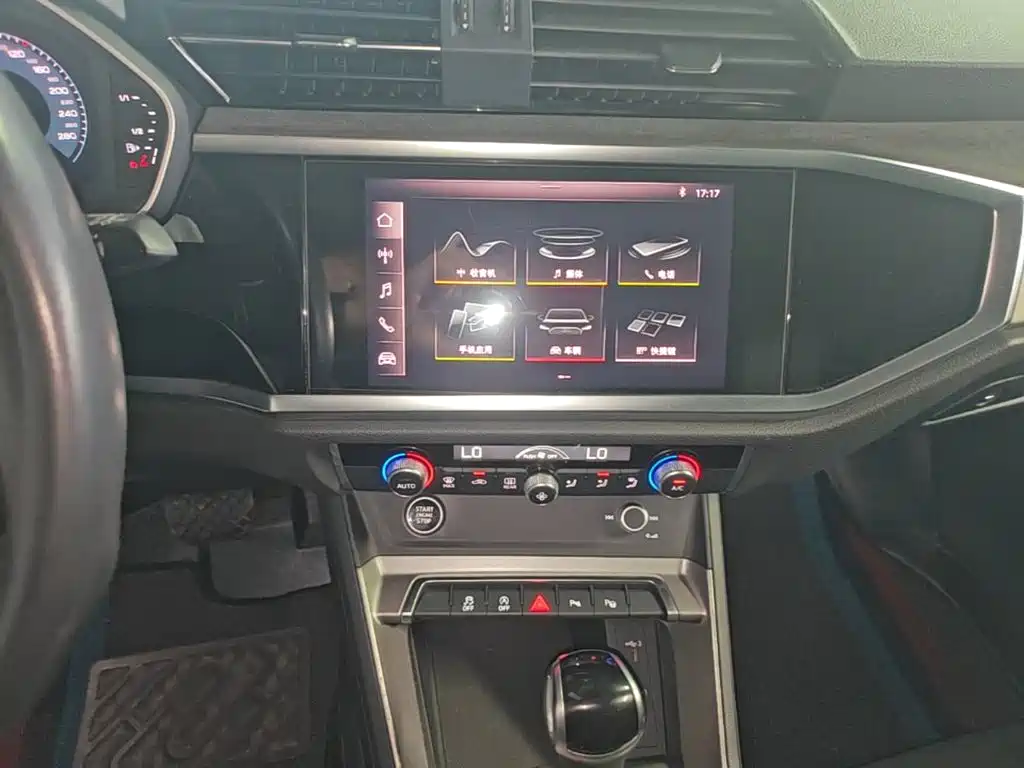 Audi Q3 — миниатюра 13