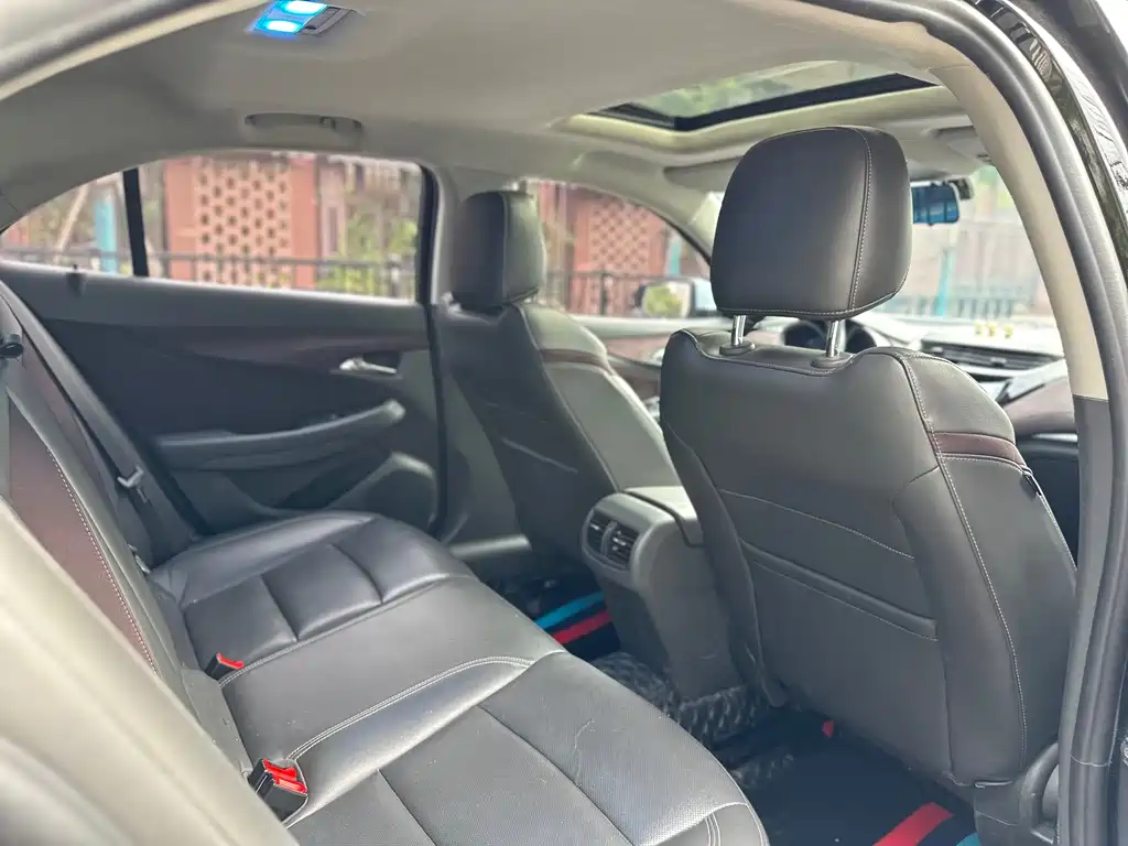 Chevrolet Malibu — миниатюра 15