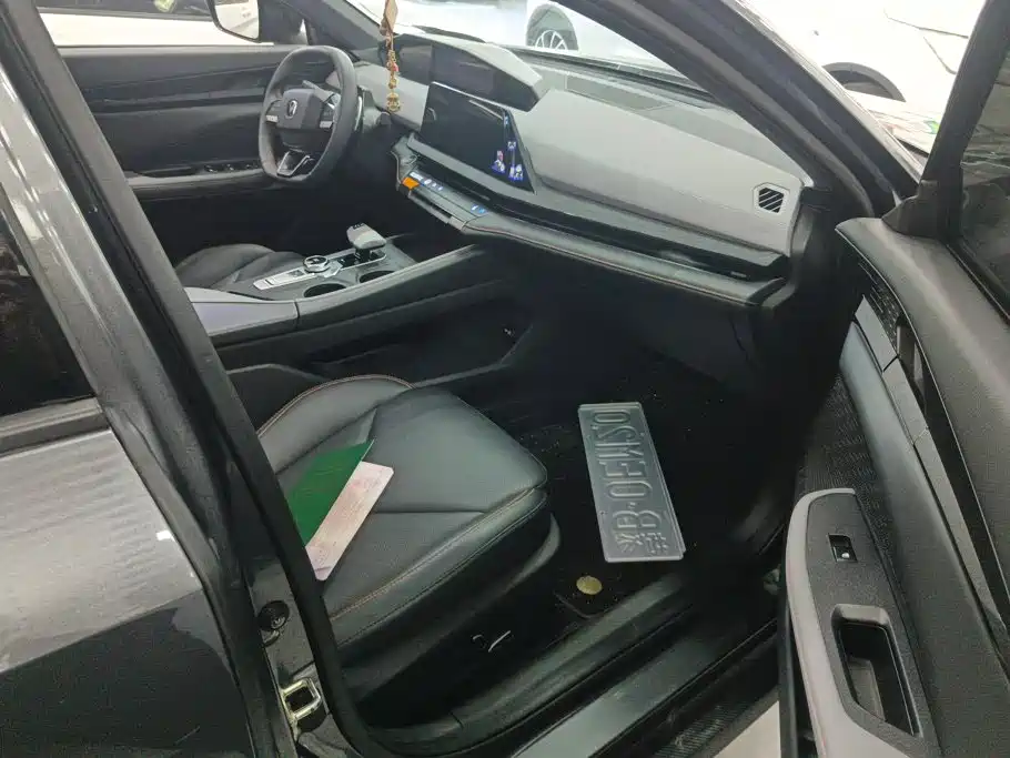 Changan UNI-V — миниатюра 8