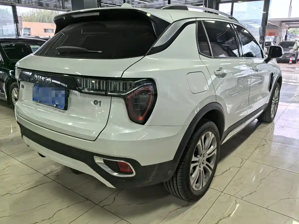 Lynk & Co 01 — миниатюра 6