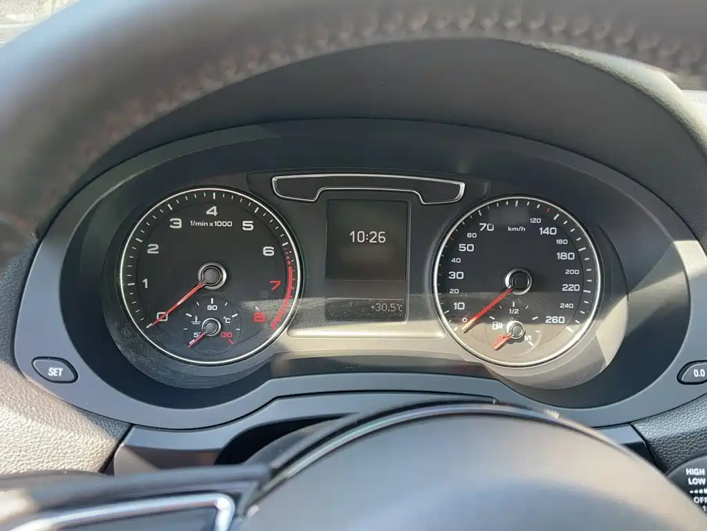 Audi Q3 — миниатюра 6