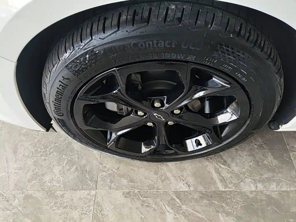 Chevrolet Malibu XL — миниатюра 23