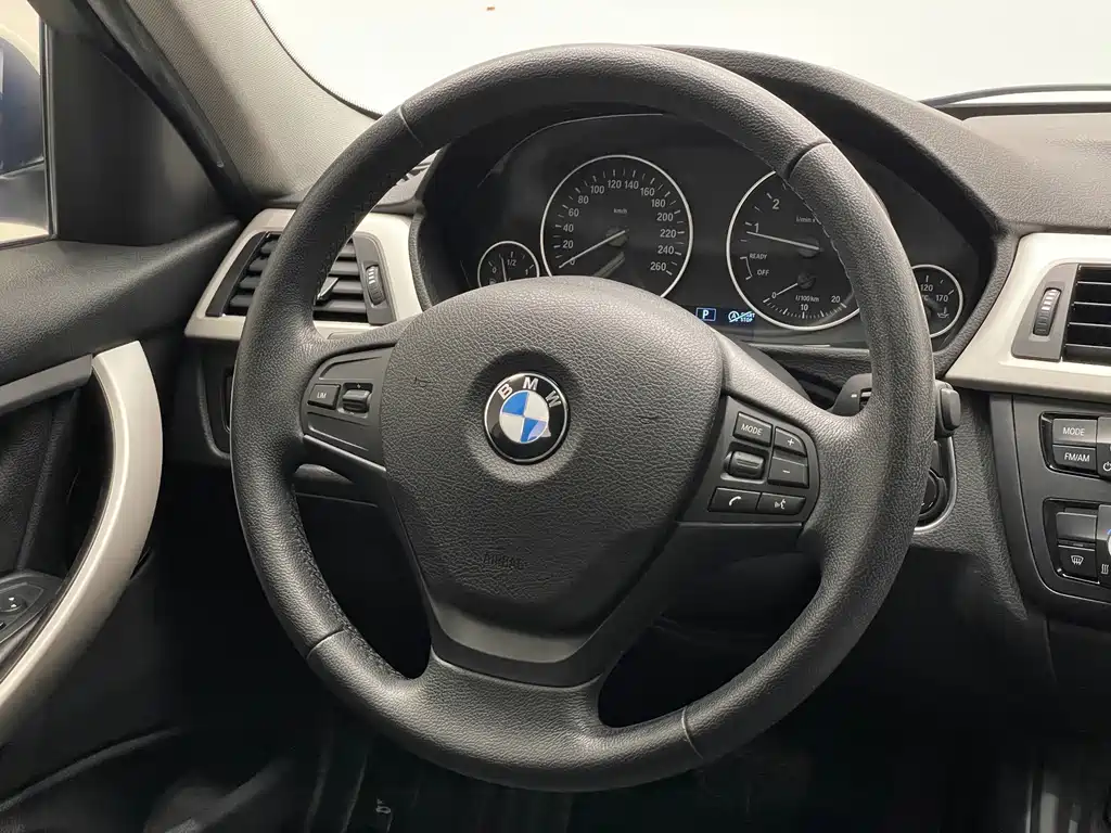 BMW 3 Series — миниатюра 9
