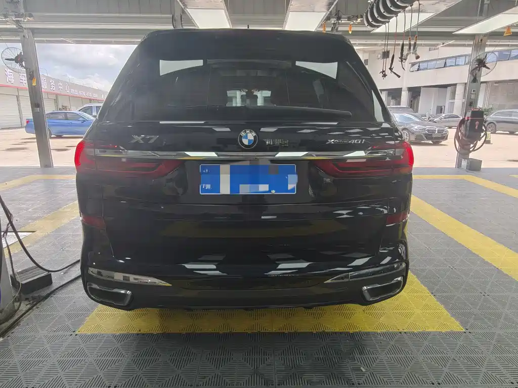 BMW X7 — миниатюра 12