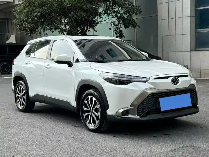 Toyota Frontlander — миниатюра 2