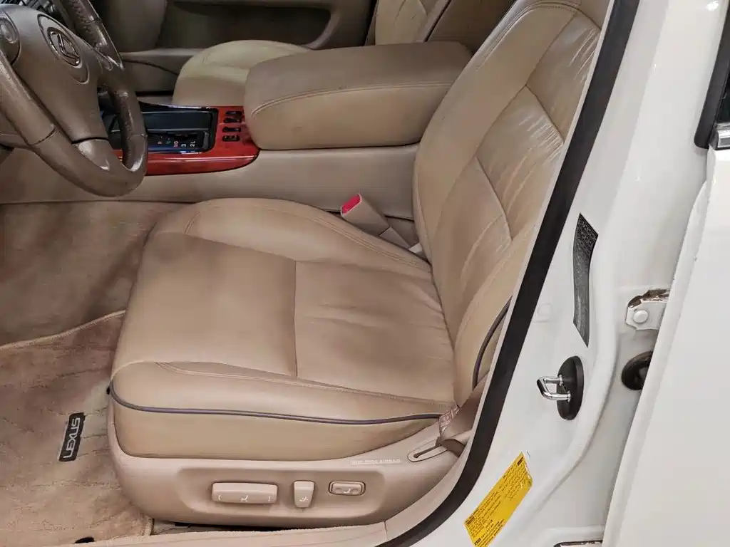 Lexus GS — миниатюра 9