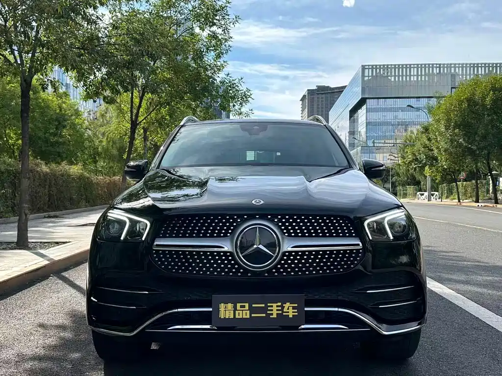 Mercedes-Benz GLE (Import) — миниатюра 4