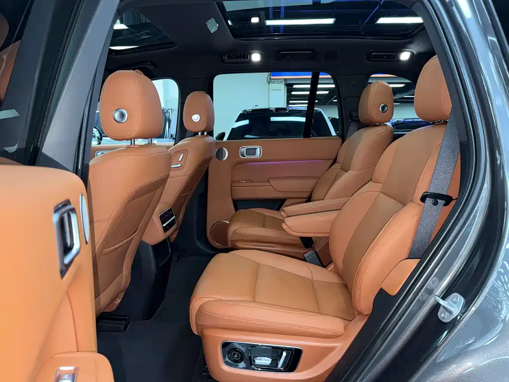 Li Auto Li L8 — миниатюра 9