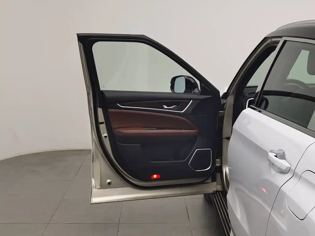 Honda UR-V — миниатюра 8