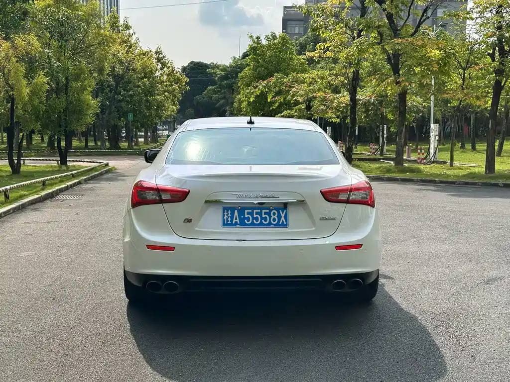 Maserati Ghibli — миниатюра 8